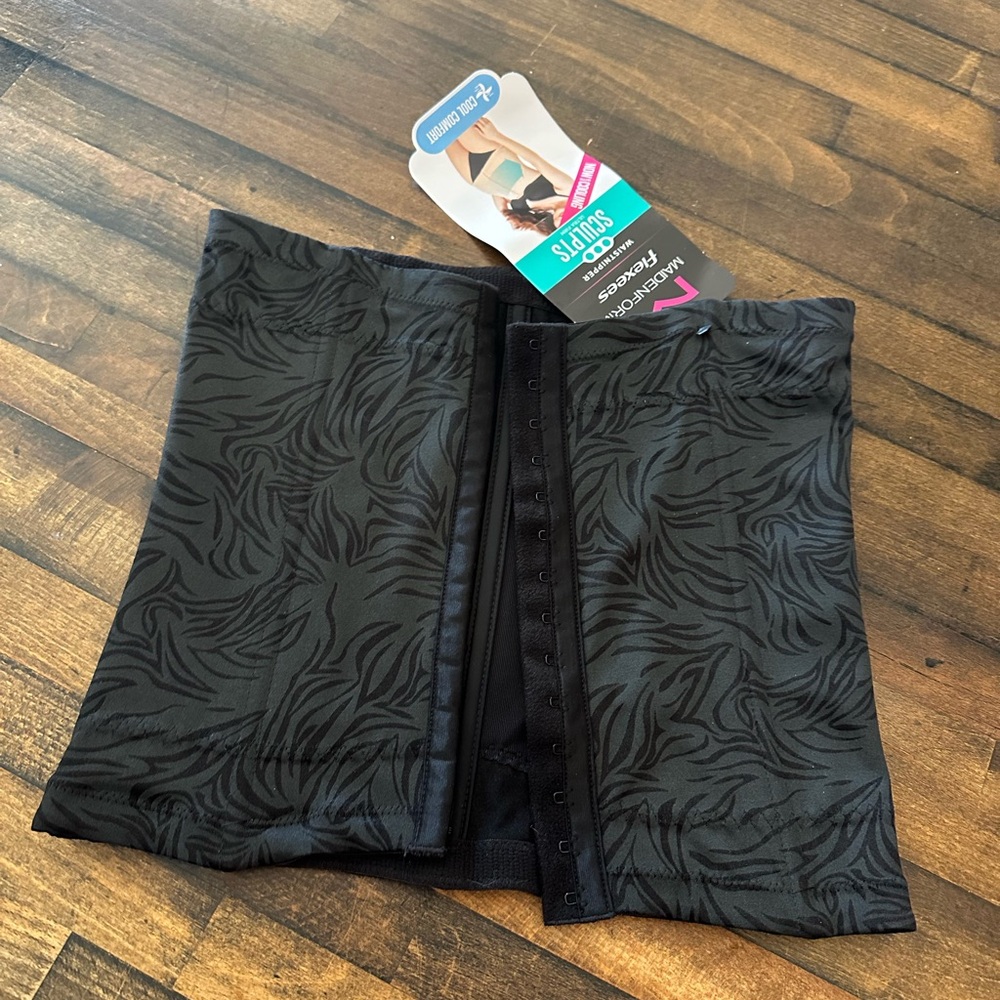 Maidenform Black Shapewear Extra Firm Control WAISTNIPPER